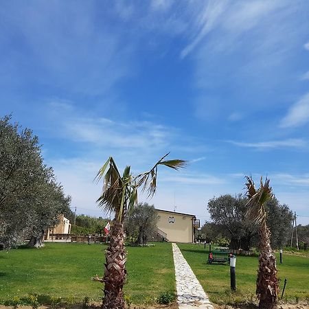 Agriturismo Donna Beatrice Bianco Zewnętrze zdjęcie