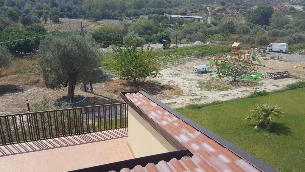 Agriturismo Donna Beatrice Bianco Zewnętrze zdjęcie