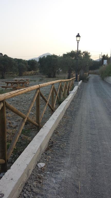 Agriturismo Donna Beatrice Bianco Zewnętrze zdjęcie