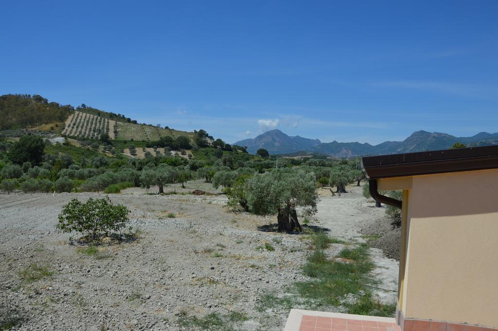 Agriturismo Donna Beatrice Bianco Zewnętrze zdjęcie